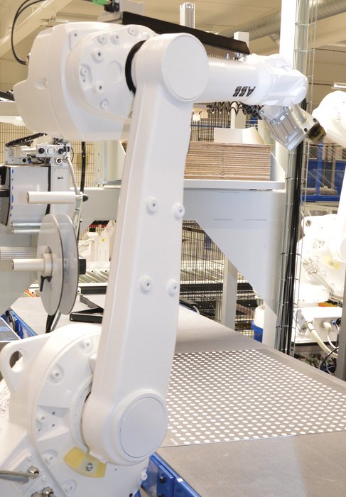 How to connect robot cells to any industrial network.